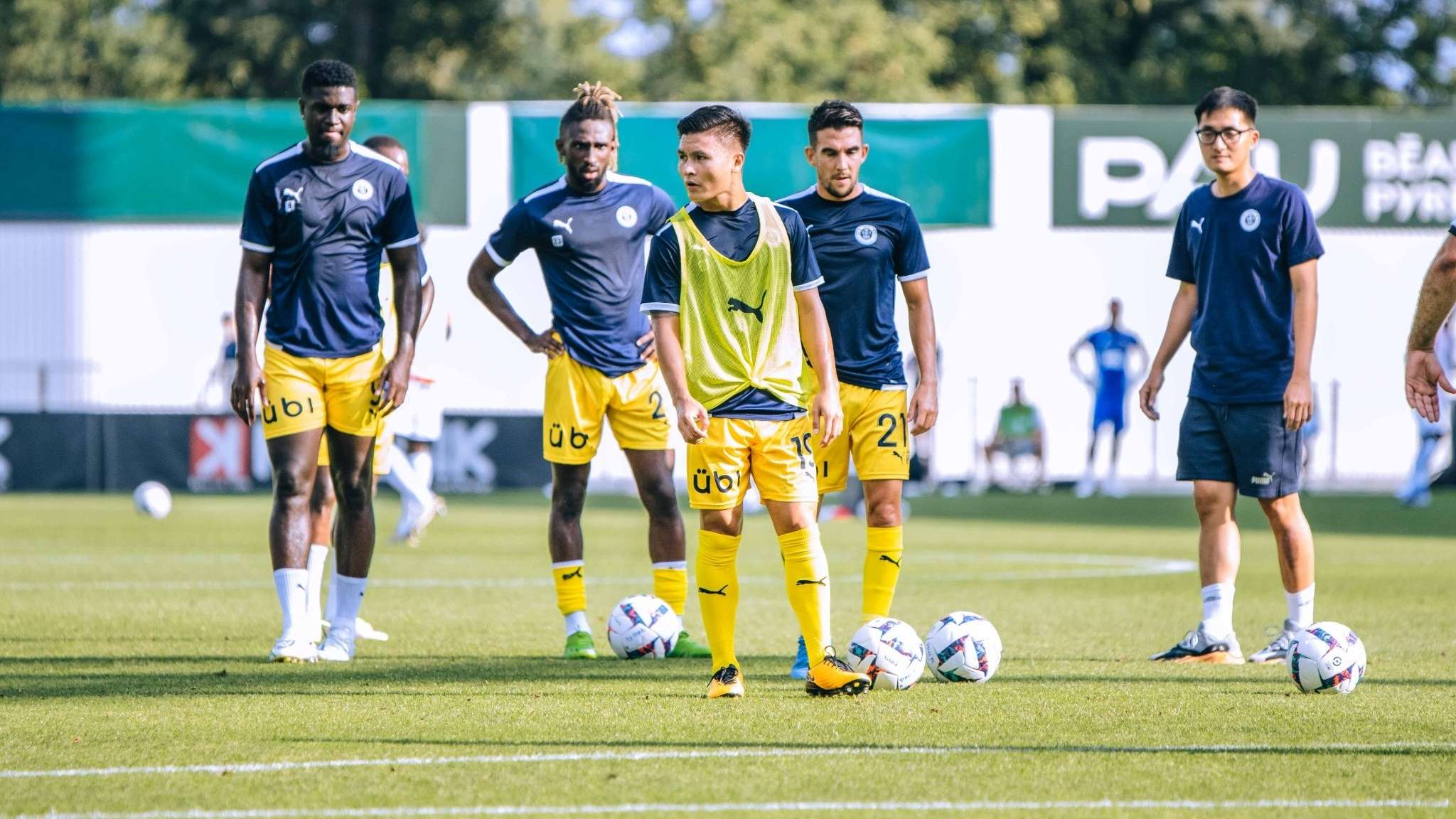 阿紮爾與德 阿紮爾與德